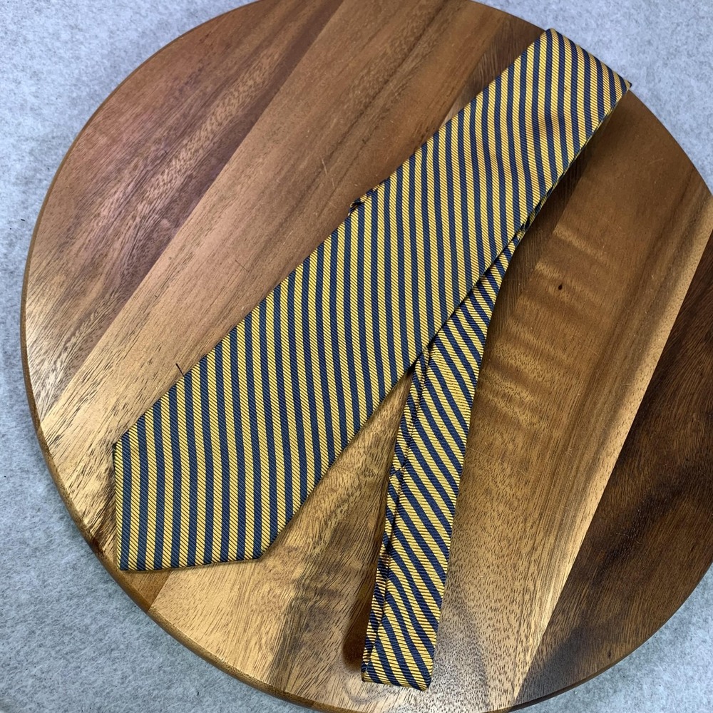Brooks Brothers Makers Silk Tie Mens One Size Blue Gold Repp Stripe Made USA VTG